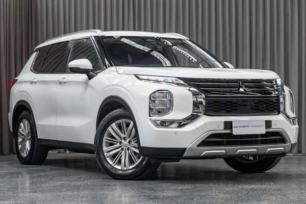 2024 Mitsubishi Outlander