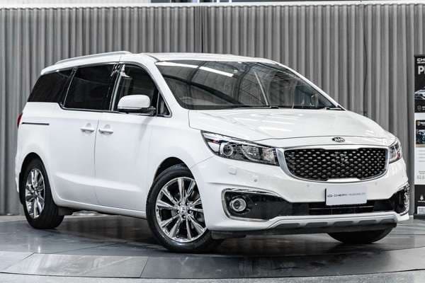 2017 Kia Carnival